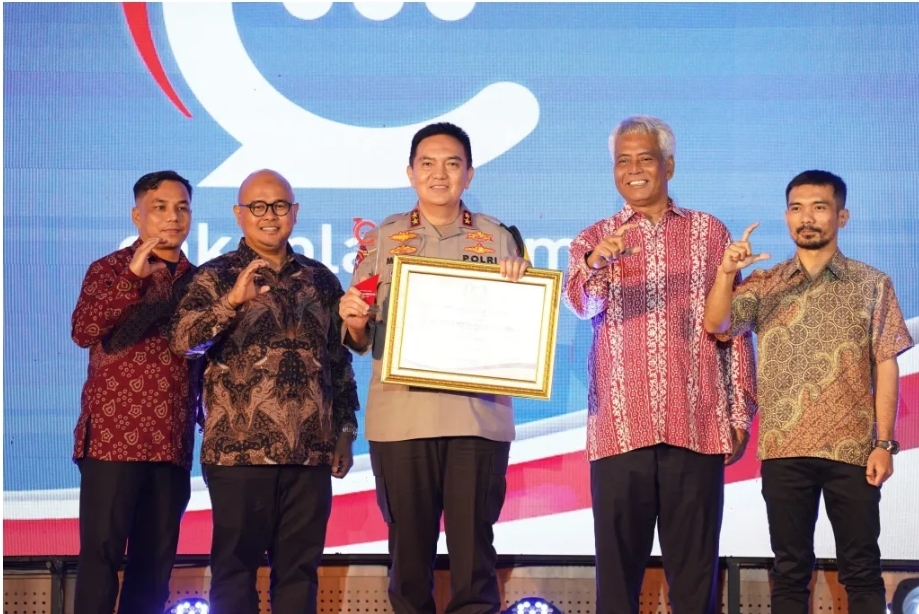 Cakaplah Award 2024, Kapolda Riau Irjen Iqbal Raih Penghargaan Bergengsi, Kategori Pejabat Publik Humanis