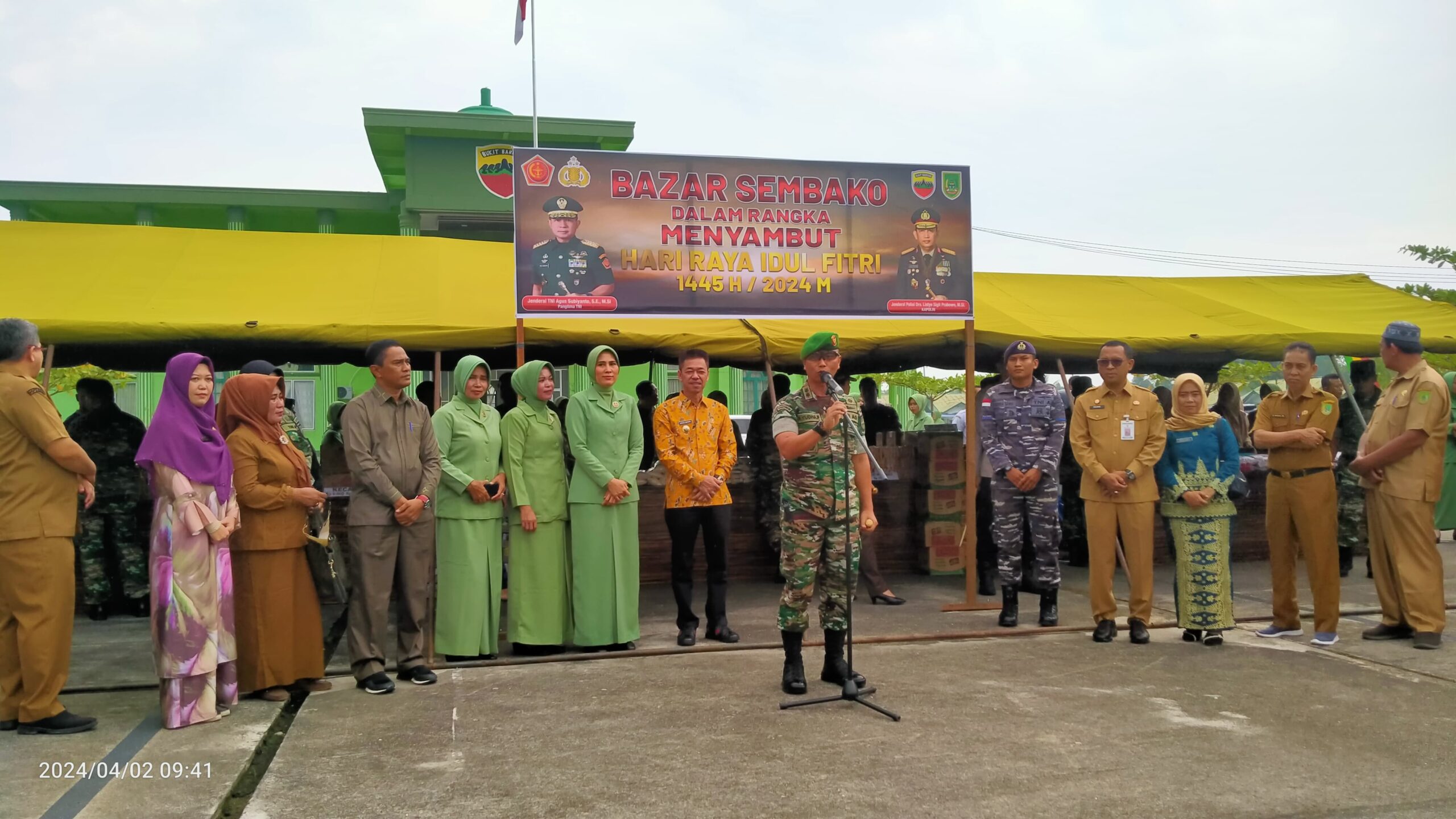 Bupati Rohil Hadiri Acara Pembukaan Bazar Sembako Kodim 0321 Dalam Rangka Menyambut Idul Fitri 1445