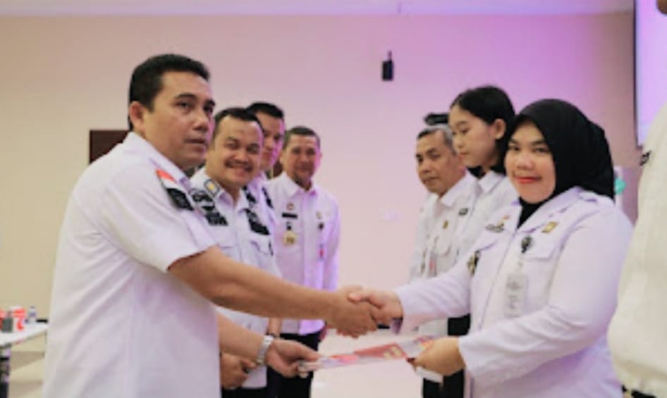 Kakanwil dan Kepala Divisi Memberikan Arahan Kepada 32 CPNS Baru Kemenkum HAM Riau 