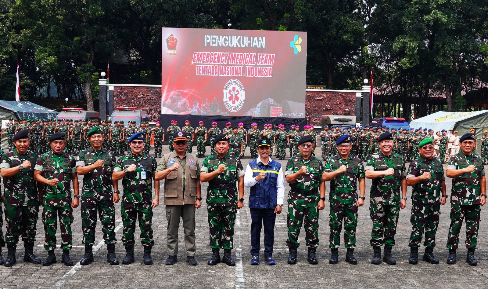 Wakili Panglima, Irjen Kukuhkan Emergency Medical Team TNI Tahun 2024