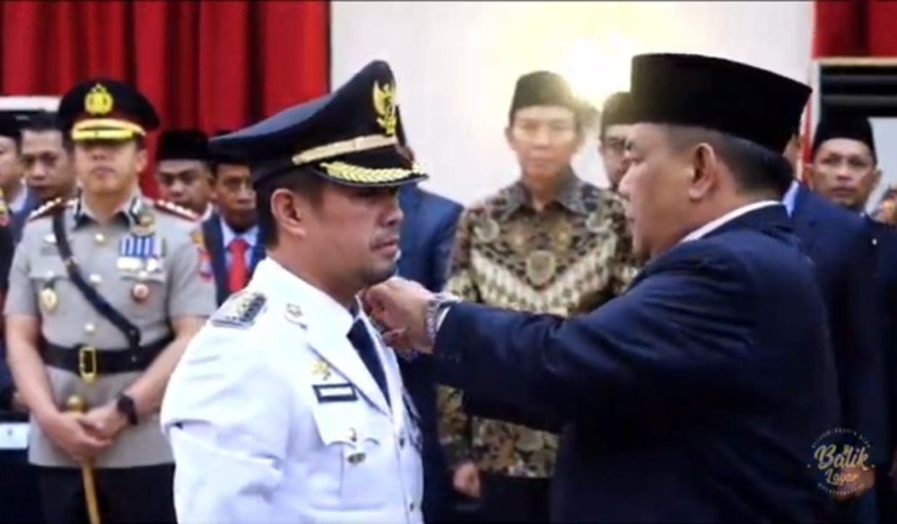 Penjabat (Pj) Gubernur Riau (Gubri) SF Hariyanto Resmi Melantik Risnandar Mahiwa Sebagai Pj Wali Kota Pekanbaru