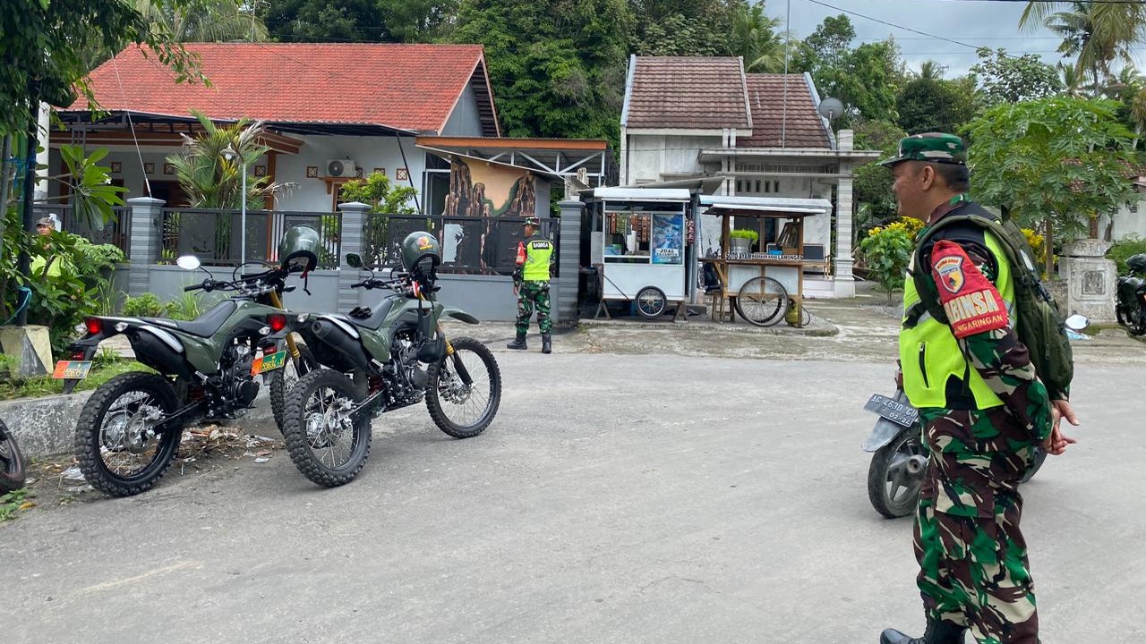 Pastikan Wilayah Aman, Anggota Kodim 0808/Blitar Laksanakan Patroli Keamanan