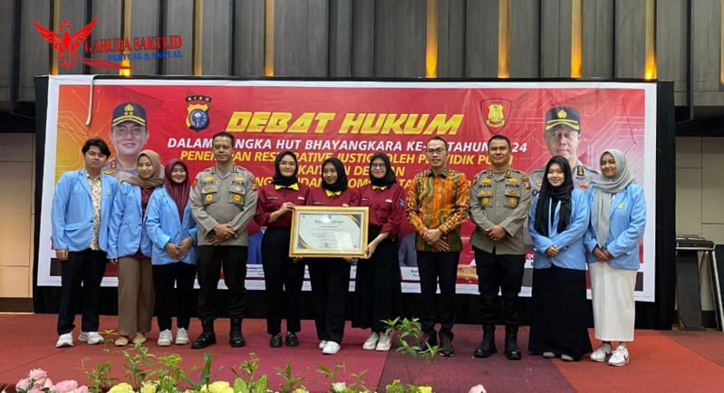 Universitas Riau Sabet Juara Lomba Debat Hukum Restorative Justice di HUT Bhayangkara ke-78