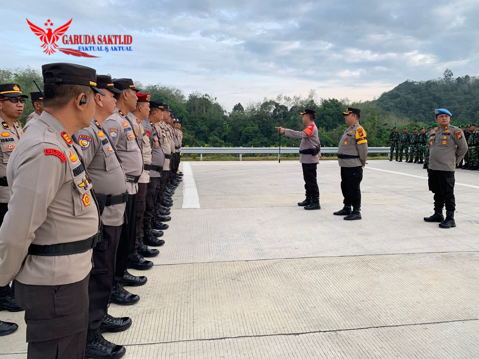 Kapolres Kampar Pimpin Langsung Pengamanan Kunjungan Kerja Presiden RI, Resmikan Jalan Tol XIII Koto Kampar – Pekanbaru