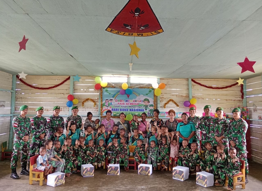 Dalam Rangka Hari Buku Nasional, Satgas Yonif 125/SMB Gelar Lomba Mewarnai Untuk Anak Paud