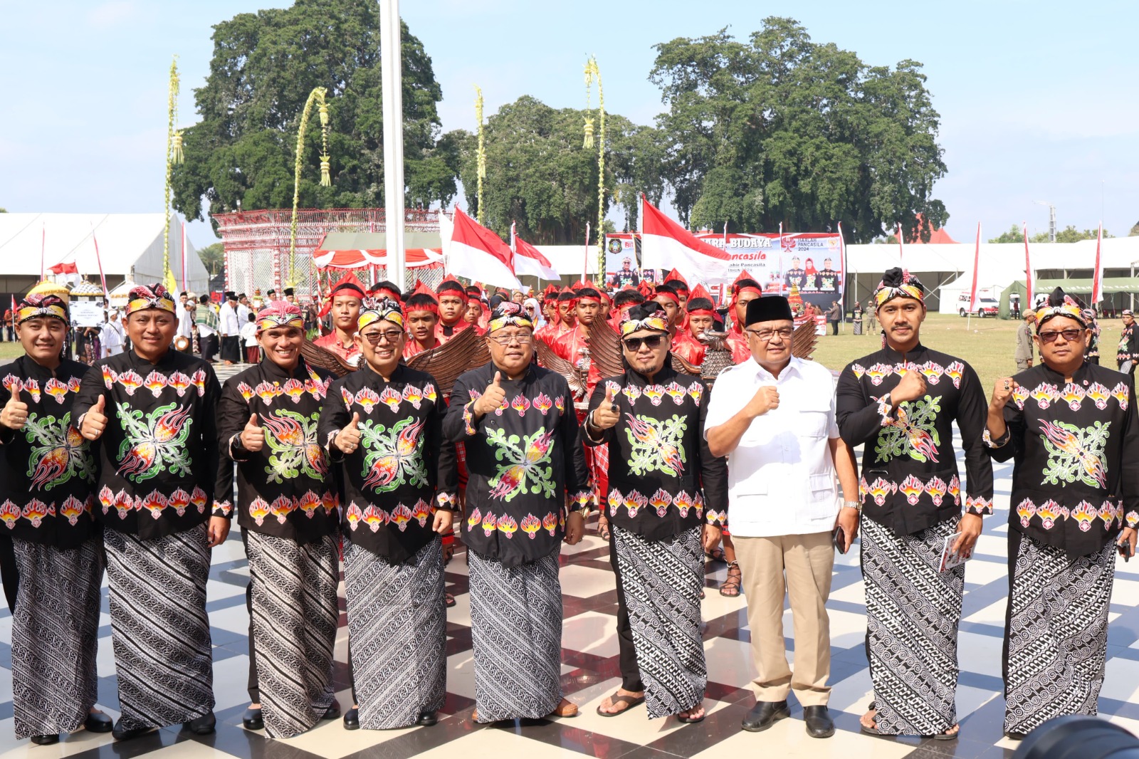 Dandim 0808 Bersama Forkopimda Blitar Ikut Serta Dalam Upacara Budaya Grebeg Pancasila