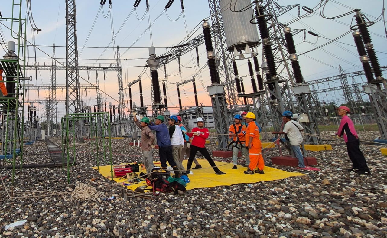 PLN Berhasil Pulihkan 100% Pasokan Listrik di Riau