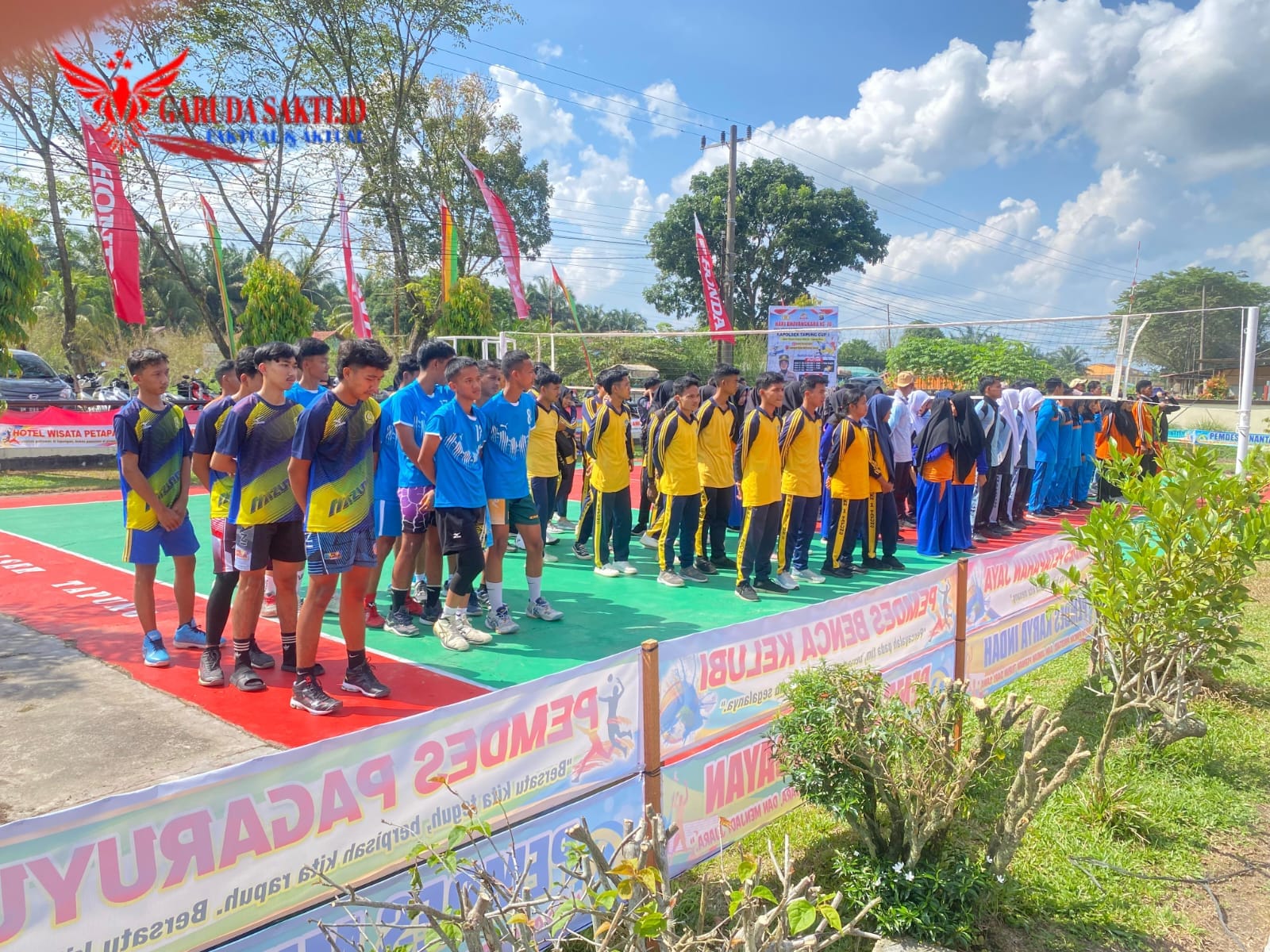 Piala Kapolsek Cup I tahun 2024 HUT Bhayangkara Ke 78 di Lapangan Bola Volly Polsek Tapung