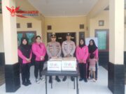 Kapolsek Hulu Kuantan dan Bhayangkari Polsek Hulu Kuantan Gelar Bansos dalam Rangka HUT Bhayangkara ke-78
