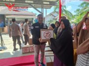 Polresta Pekanbaru Dalam Rangka Hari Bhayangkara ke-78 Gelar Baksos Bedah Rumah