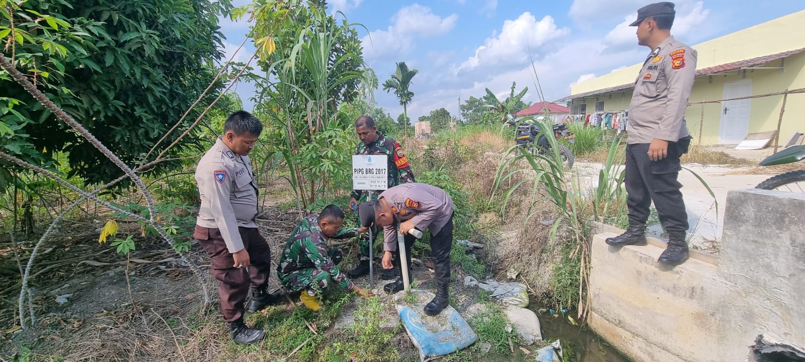 Antisipasi Terjadi Karhutla, Satbinmas Polres Kampar Cek Sumur Bor di Desa Rimbo Panjang