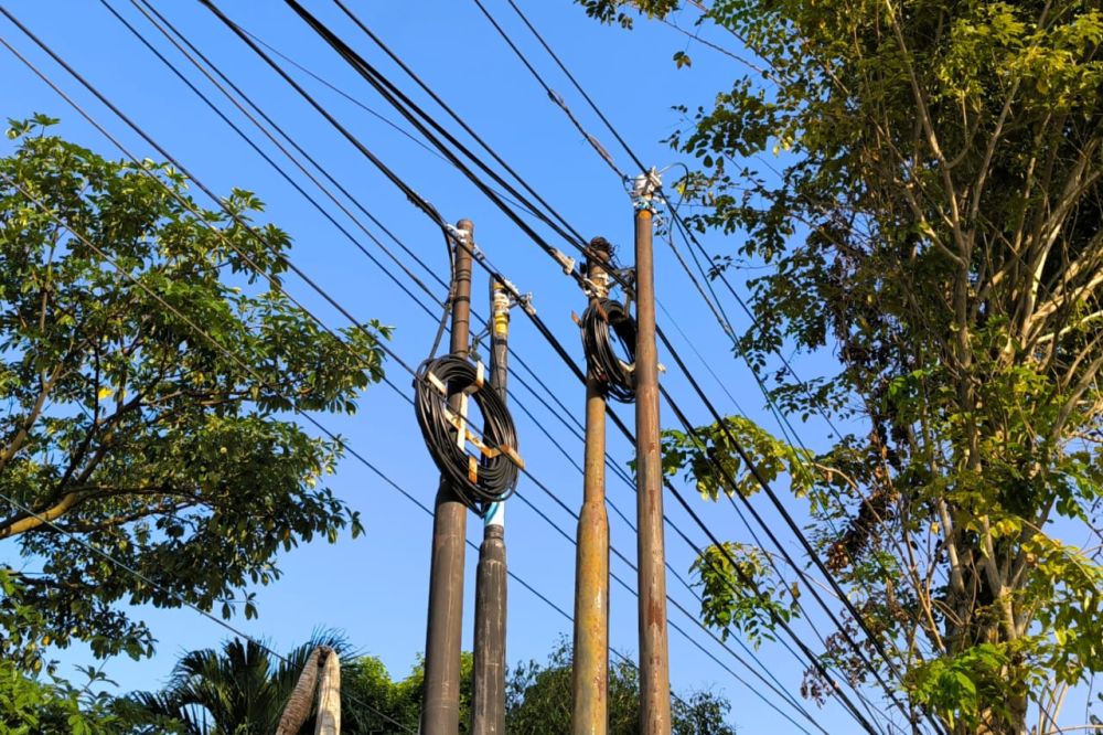 Sengkarut Kabel Fiber Optik yang Semrawut Jadi Perhatian Serius Pemkot Pekanbaru