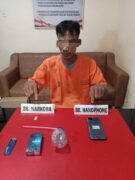 Ditangkap Warga, Pria Bawa Sabu Diserahkan ke Polres Kampar