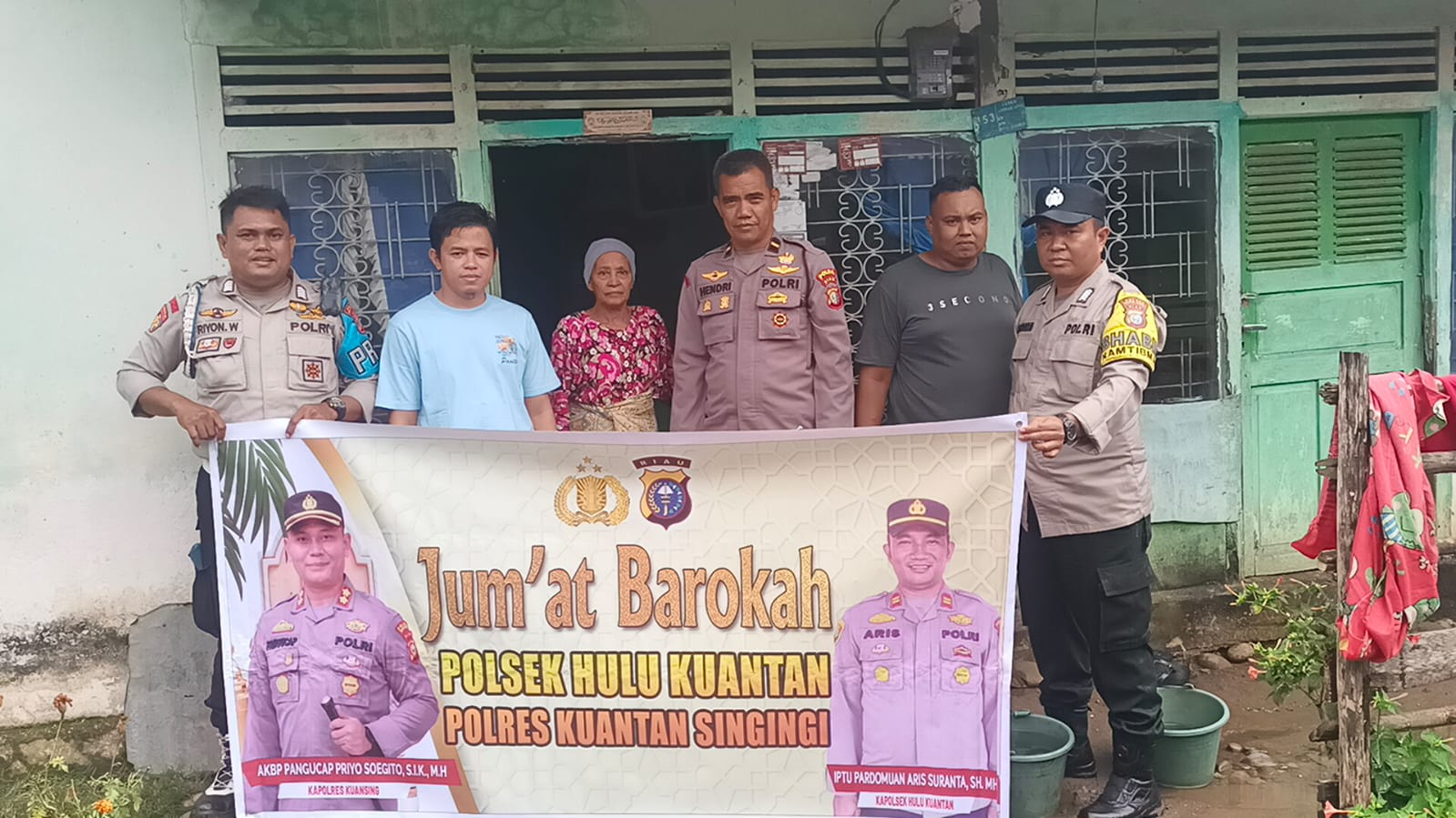 Polres Kuansing Bersama Polsek Jajaran Gelar Jumat Curhat dan Jumat Barokah 