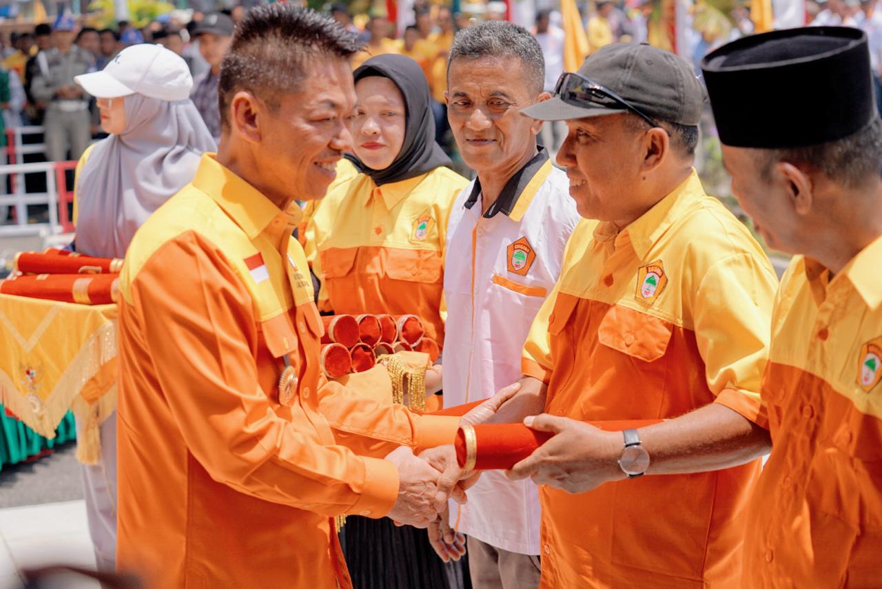 Afrizal Sintong Kukuhkan Ribuan Pengurus Kosgoro 1957 Kabupaten Rohil, Teriakan Lanjutkan Menggema