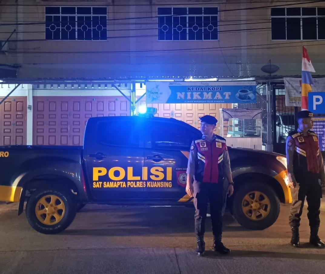 Sat Samapta Polres Kuansing Gelar Patroli Blue Light untuk Antisipasi Balap Liar dan Kejahatan Jalanan