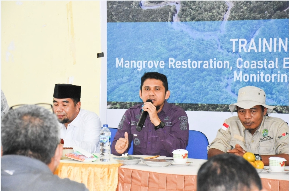 Camat Bengkalis Buka Pelatihan Restorasi Mangrove dan Pemantauan Kenaikan Air Laut