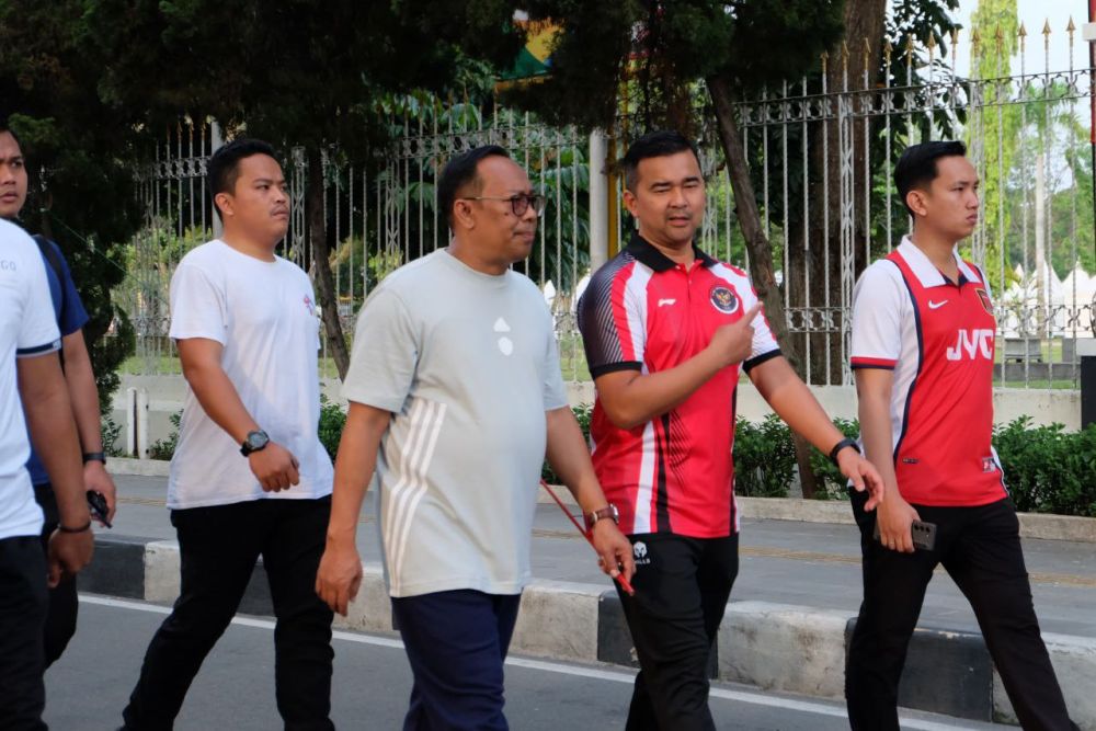 Pj Gubri Rahman Hadi Sapa Warga Saat CFD di Jalan Sudirman Pekanbaru