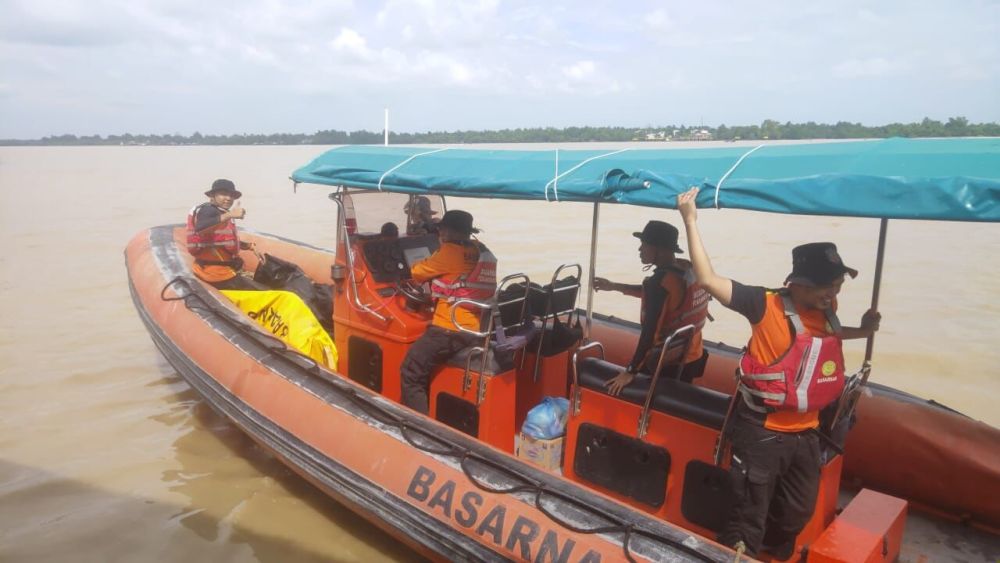 Terjatuh dari Kapal, ABK di Inhil Hilang Tenggelam