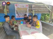Lakukan Cooling Sistem di Danau Lancang, Bhabinkamtibmas Polsek Tapung Hulu Mendapat Apresiasi Warga