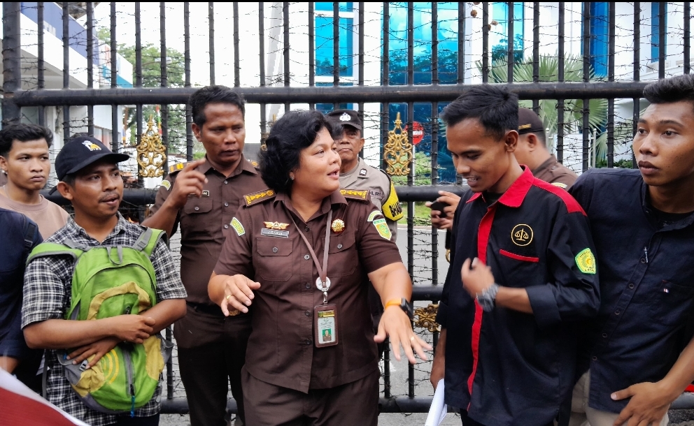 BEM UMN AW Medan Desak Kapoldasu Atensi Permasalahan PT Super Andalas Plastik & PT Cakra Sukses Logamindo di Polrestabes Medan