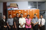 Kejari Rohul Limpahkan Tersangka Korupsi PADes Kepenuhan Baru ke Pengadilan
