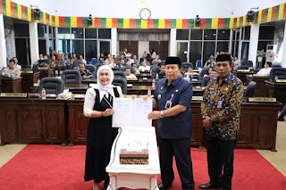 Bupati Sukiman Sampaikan Ranperda Tentang APBD-Perubahan Kabupaten Rokan Hulu Tahun 2024 Sebesar Rp. 2 Triliun Lebih