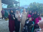 DALAM RANGKA ACARA SILATURAHMI CABUP H.YUSRI DAN ISTRI CAWABUP DARMA NOVARITA KABUPATEN KAMPAR DI SAMBUT MERIAH OLEH MASYARAKAT DESA MUARA UWAI KECAMATAN BANGKINANG
