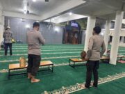 Personel PAM KPU Polres Kuansing Sholat Subuh Berjamaah Dalam Rangka Cooling System Pilkada 2024