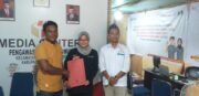 Team Relawan Bijak Laporkan Dugaan Pelanggaran Kampanye Paslon 01 ke Bawaslu Kecamatan Pasir Limau Kapas