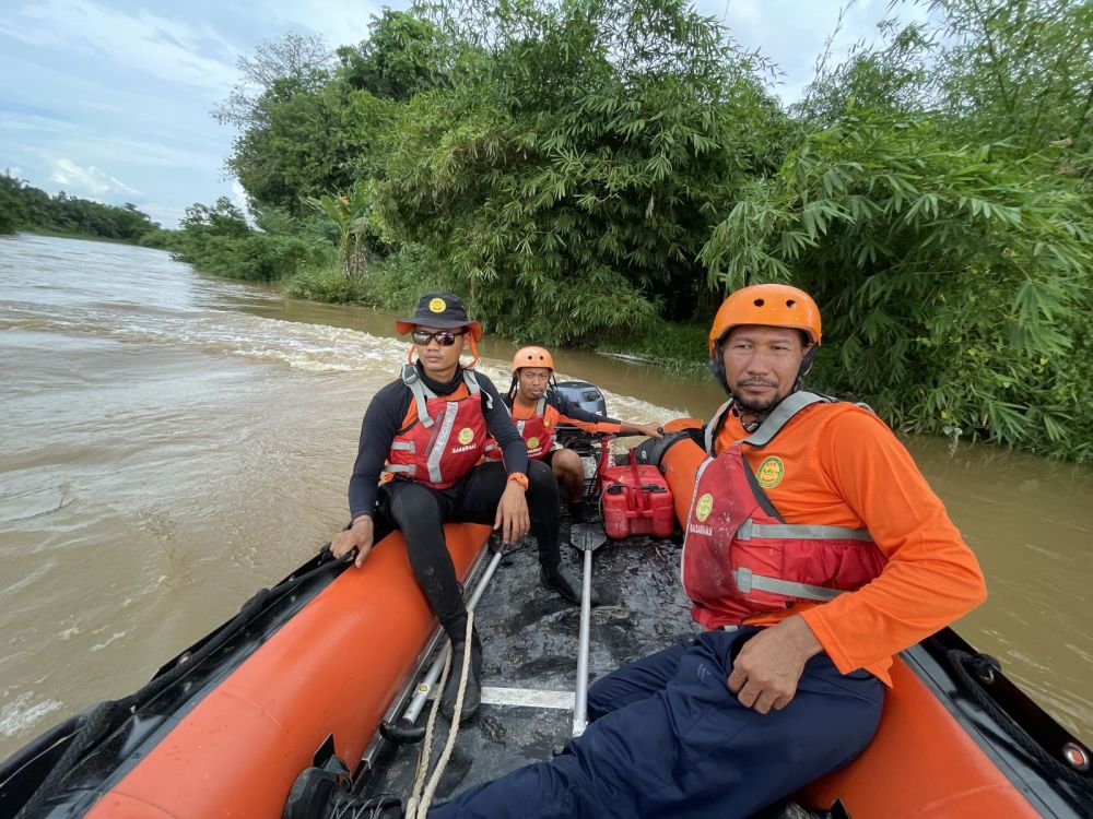 Pencarian Masih Berlangsung: Bocah Tenggelam di Sungai Sail