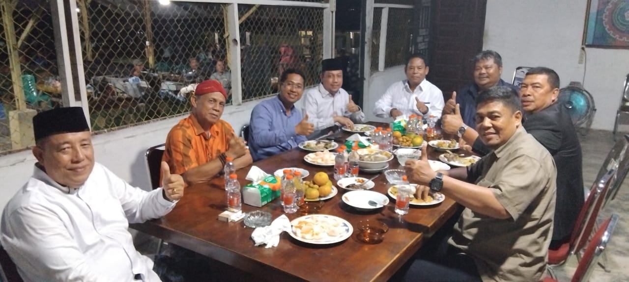 Makan Malam Syukuran Bersama Jhony Charles, Wujud Kebersamaan Menuju Rokan Hilir yang Lebih Baik