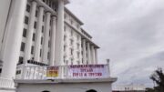 ASN Rokan Hilir Protes TPP Belum Dibayarkan, Spanduk Teguran Terpasang di Kantor Bupati