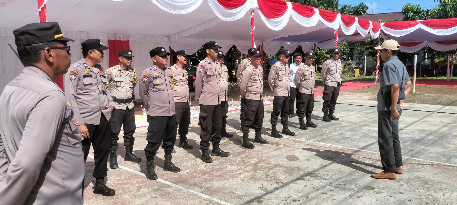 Polsek Kuantan Tengah Gelar Apel Persiapan Pengamanan Pacu Jalur Dalam Rangka HUT Kabupaten Kuansing