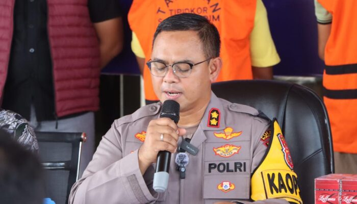 Kades Kasang Mungkal Ditahan Di Polres Rohul Usai Jadi Tersangka Korupsi Dana Desa