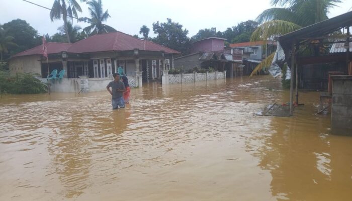 Lima Desa di Kampar Terendam Banjir, 985 Rumah Terdampak