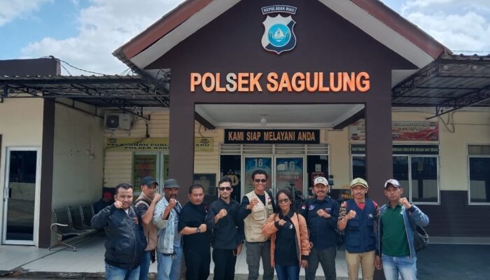 Puluhan Perwakilan Wartawan Sambangi Polsek Sagulung Pertegas Penanganan Kasus Intimidasi Wartawan Oleh Preman Suruhan Pengusaha
