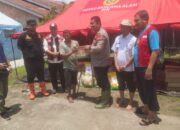 Polsek Payung Sekaki Bersama OPD Pekanbaru Cek Lokasi Banjir dan Salurkan Bantuan untuk Warga Terdampak