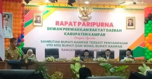 DPRD Kampar Gelar Rapat Paripurna Istimewa Dengan Agenda Penyampaian Misi dan Visi Bupati dan Wakil Bupati Kampar