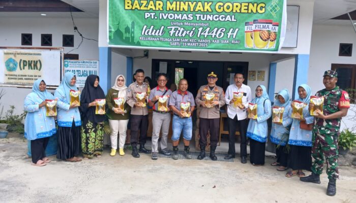 PT Ivo Mas Tunggal Gelar Minyak Goreng Murah Sambut Idul Fitri 1446 Bagi Warga Kandis