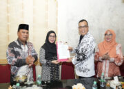 Dianugrahkan Sebagai Dewan Pakar Provinsi Riau, Wakil Bupati Kampar Pastikan Selalu Bersinergi Dalam Meningkatkan Kualitas Pendidikan di Daerah