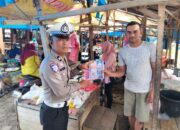 Sat Lantas Polres Kuansing Lakukan Kampanye Keselamatan, Bagikan Brosur dan Stiker Tertib Berlalu Lintas