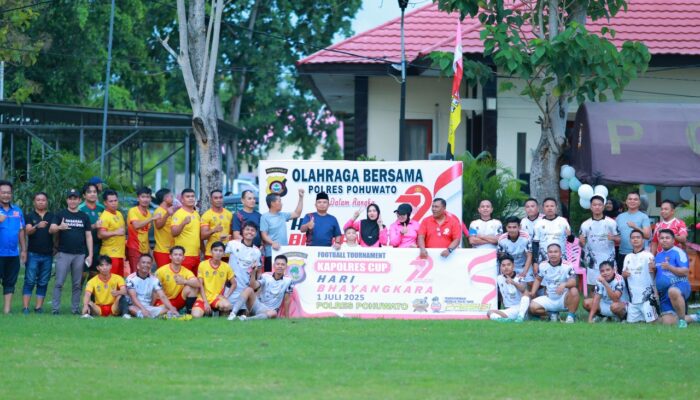 Dalam Rangka HUT Bhayangkara Ke-79, Polres Pohuwato Adalan Turnamen Sepak Bola Kapolres Cup.