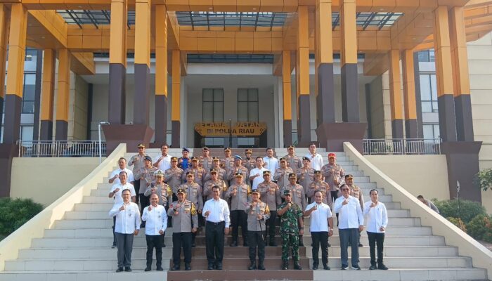 Menteri Pertanian Apresiasi Program Tanam Pohon Polda Riau