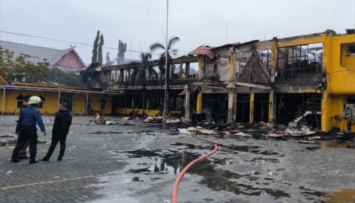 Aktivitas Pelayanan Ketenagakerjaan Disnakertrans Riau Gunakan Gedung Sementara