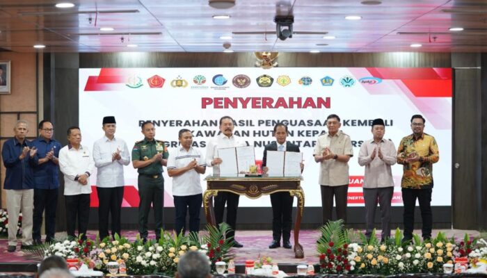 Disaksikan Gubri, Satgas PKH Serahkan Penguasaan Lahan TNTN ke Negara