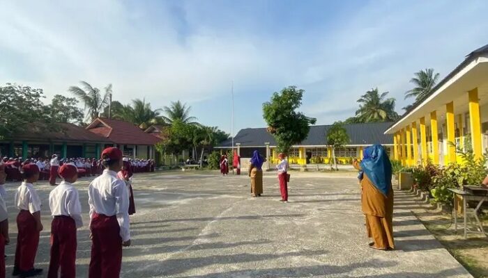 Tidak tegas korwil tanah putih Razi, banyak sekolah di kecamatan Tanah putih melanggar aturan SPMB, publik mendesak kadis beri sanksi keras kepsek dan korwil