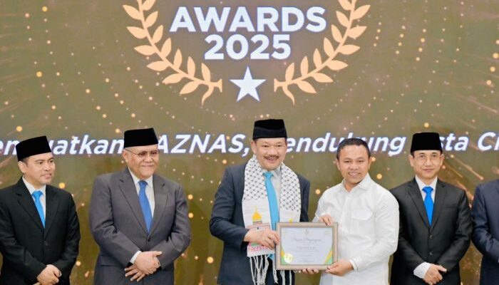 Gubri Abdul Wahid Dianugerahi Penghargaan Baznas Awards 2025 Kategori Kepala Daerah Pendukung Gerakan Zakat