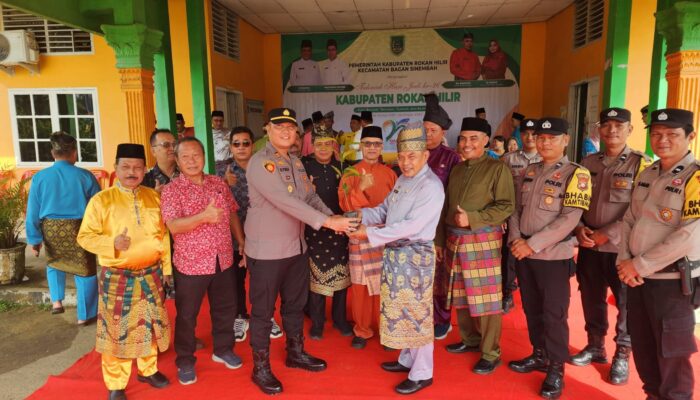 Kapolsek Bagan Sinembah Sosialisasikan Program Green Policing dan Tanam Pohon di Kantor Camat