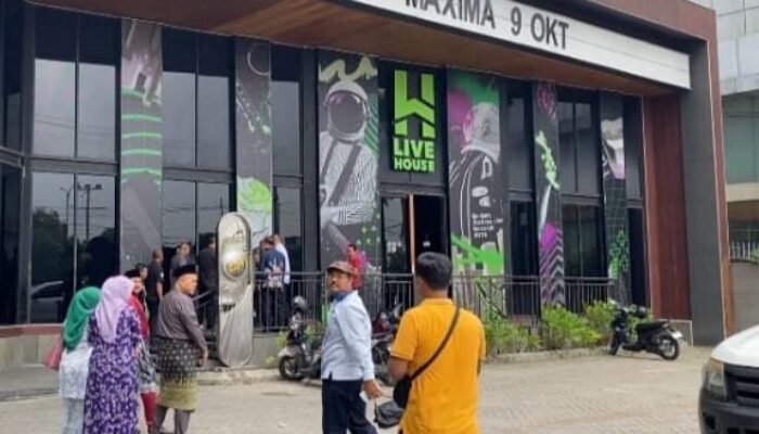 Dispar Riau Cabut Lampiran Teknis Izin Bar HW Live House